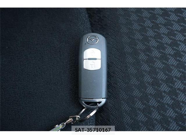 Mazda DEMIO 2017-08 8129845-21
