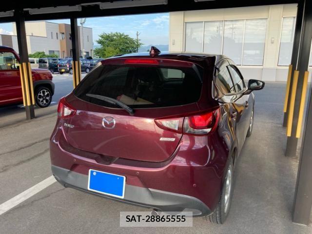 Mazda DEMIO 2018-09 8129870-17