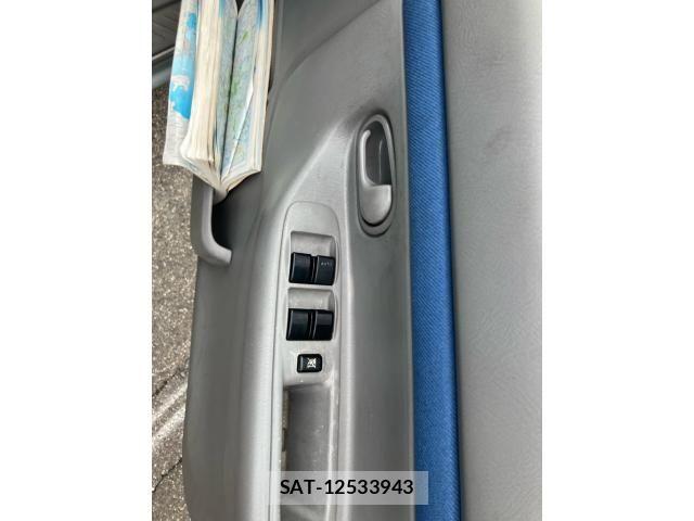 Mazda DEMIO 2001-02 8145736-13