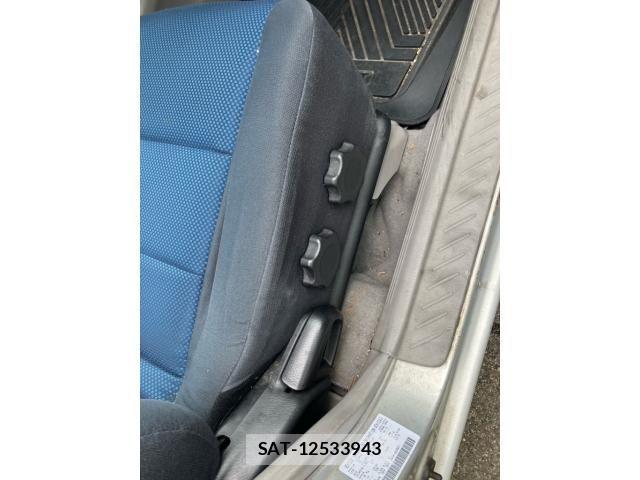 Mazda DEMIO 2001-02 8145736-14