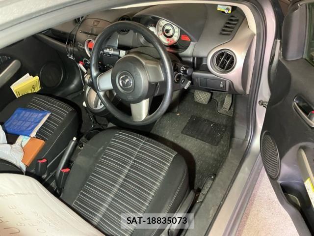 Mazda DEMIO 2010-06 8145735-9