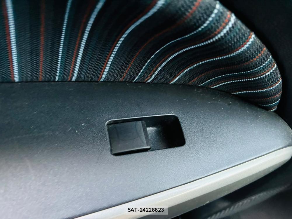 Mazda DEMIO 2009-07 7749855-23