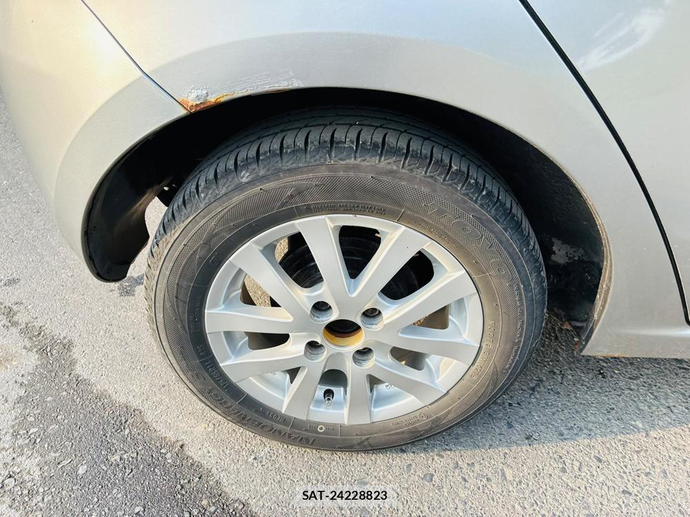Mazda DEMIO 2009-07 7749855-27