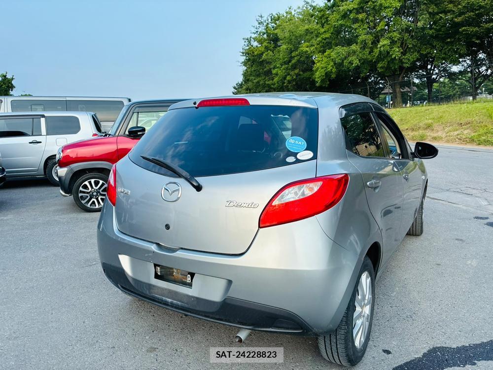 Mazda DEMIO 2009-07 7749855-4