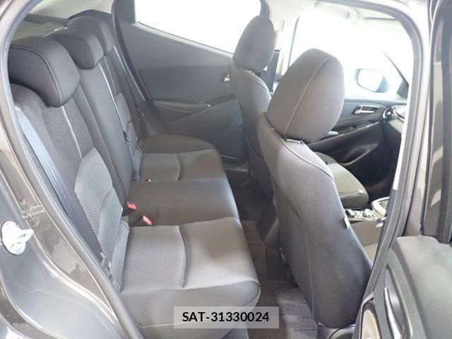 Mazda DEMIO 2019-01 8207332-22