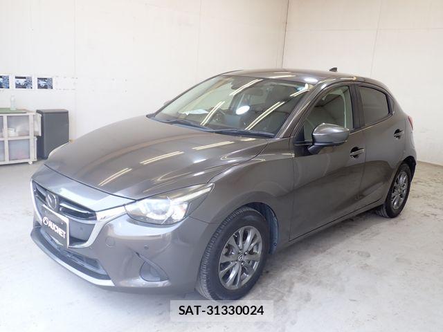 Mazda DEMIO 2019-01 8207332-6
