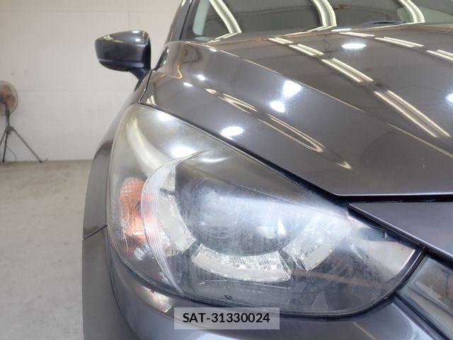 Mazda DEMIO 2019-01 8207332-8