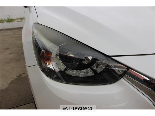 Mazda DEMIO 2017-07 8207336-14