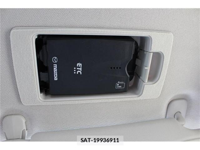 Mazda DEMIO 2017-07 8207336-5