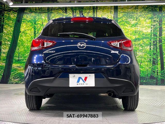 Mazda DEMIO 2018-11 8207333-14