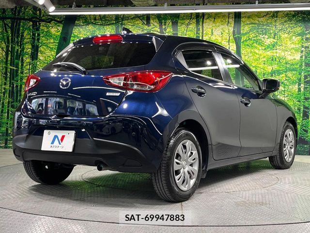 Mazda DEMIO 2018-11 8207333-16