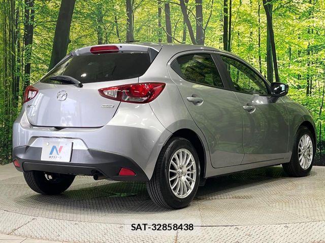 Mazda DEMIO 2016-02 8207335-16