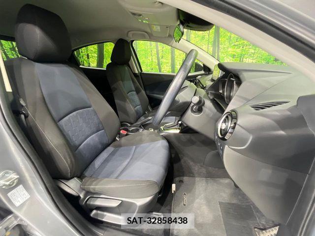 Mazda DEMIO 2016-02 8207335-7
