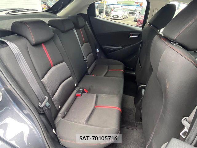 Mazda DEMIO 2016-04 8207340-9