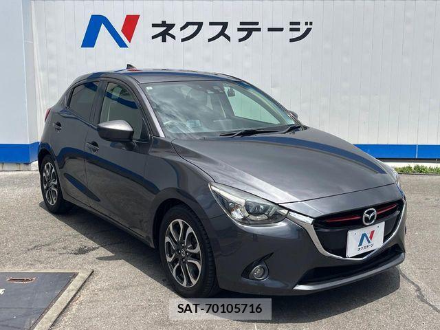 Mazda DEMIO 2016-04 8207340-16
