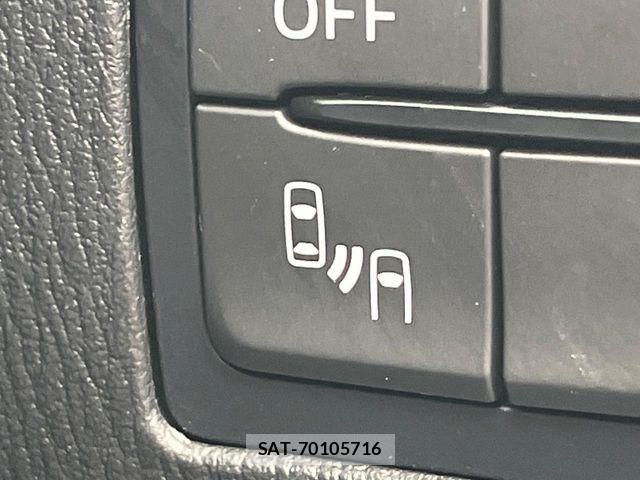 Mazda DEMIO 2016-04 8207340-7