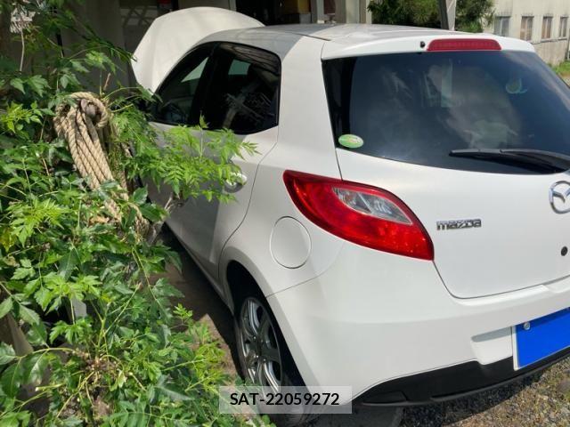 Mazda DEMIO 2011-08 8207343-2