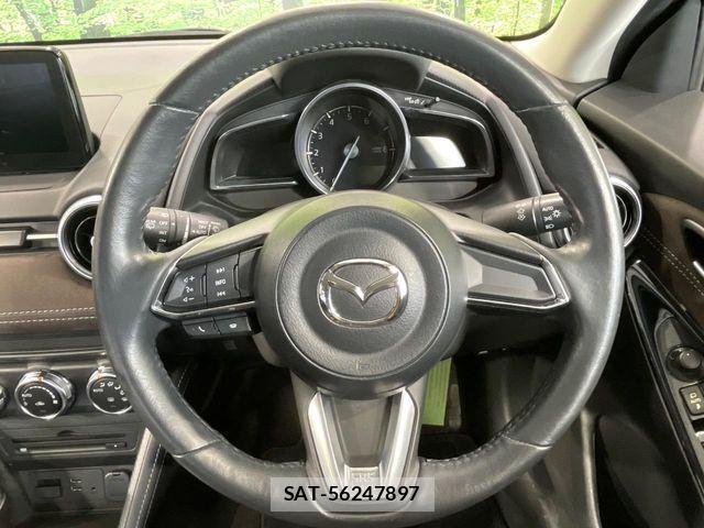 Mazda DEMIO 2019-03 8207330-10