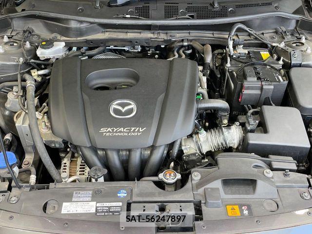 Mazda DEMIO 2019-03 8207330-17