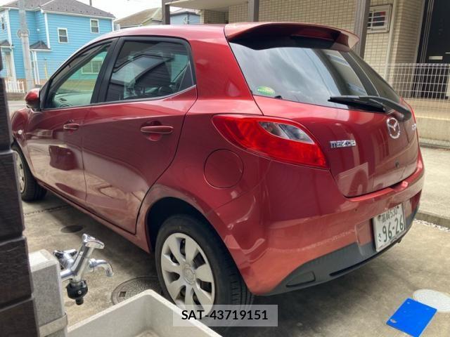 Mazda DEMIO 2013-09 8207341-3