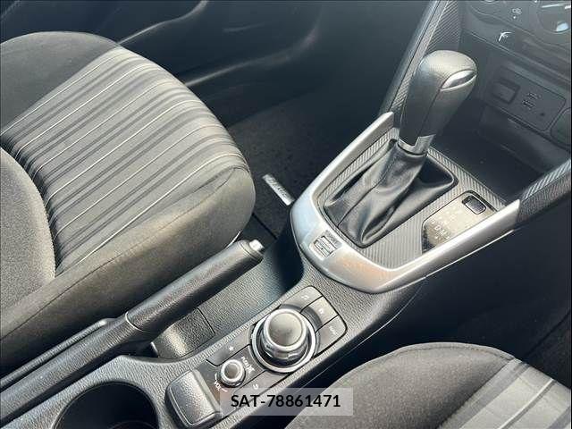 Mazda DEMIO 2017-07 8207339-21