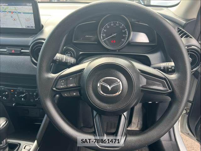 Mazda DEMIO 2017-07 8207339-22