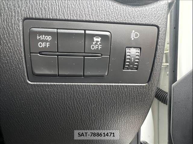 Mazda DEMIO 2017-07 8207339-26
