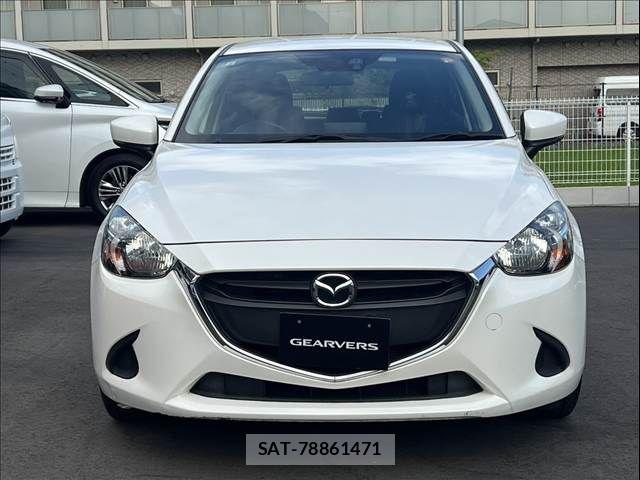 Mazda DEMIO 2017-07 8207339-3