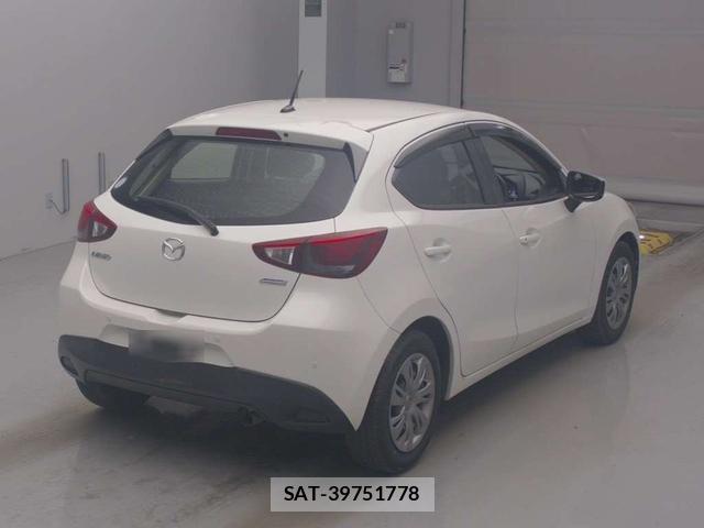 Mazda DEMIO 2019-07 8199202-1