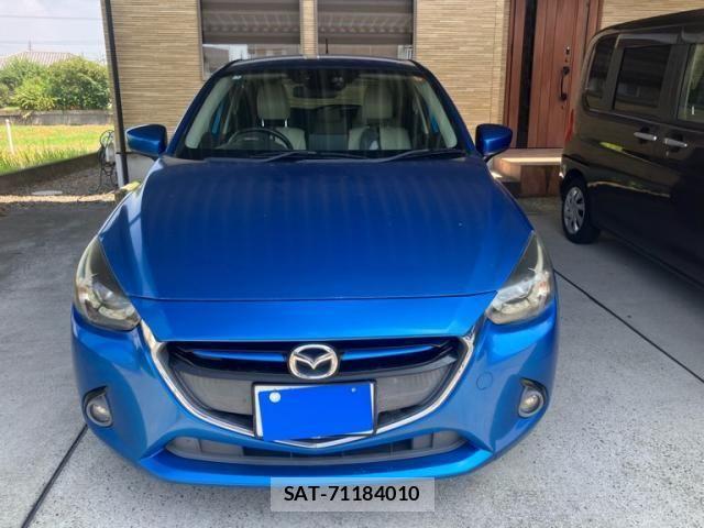 Mazda DEMIO 2015-01 8229576-0