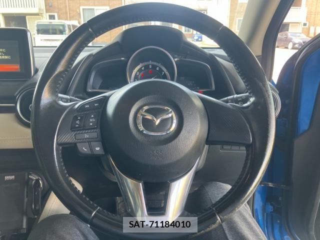 Mazda DEMIO 2015-01 8229576-15