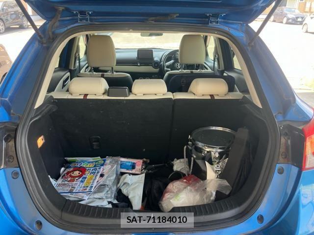 Mazda DEMIO 2015-01 8229576-8