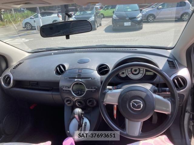 Mazda DEMIO 2008-11 8229587-16