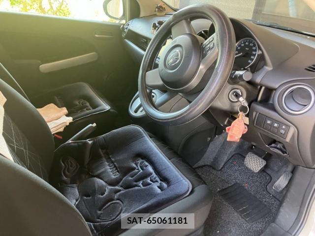 Mazda DEMIO 2011-08 8229573-17