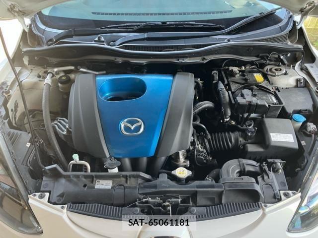 Mazda DEMIO 2011-08 8229573-26