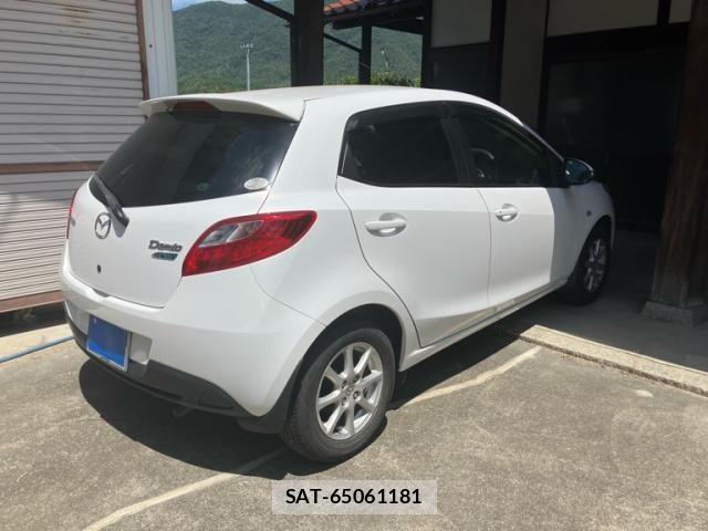 Mazda DEMIO 2011-08 8229573-3