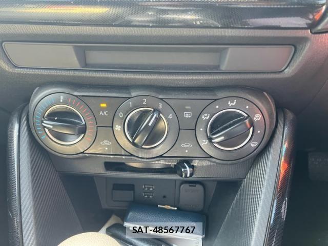 Mazda DEMIO 2015-03 8229572-14