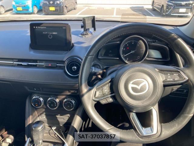 Mazda DEMIO 2017-05 8229569-16