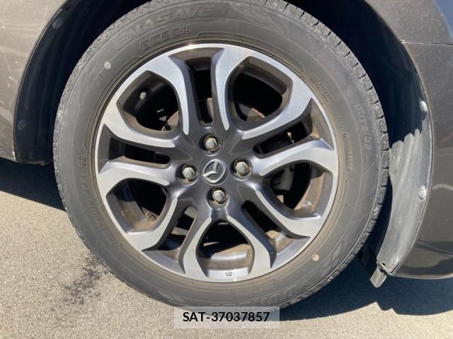 Mazda DEMIO 2017-05 8229569-7