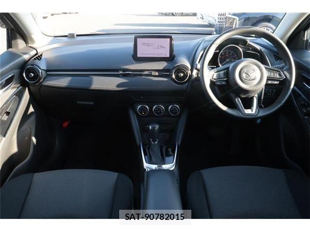 Mazda DEMIO 2018-10 8229567-1