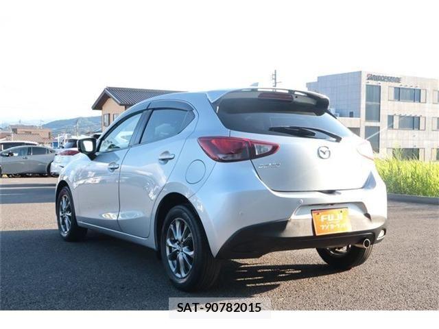 Mazda DEMIO 2018-10 8229567-20