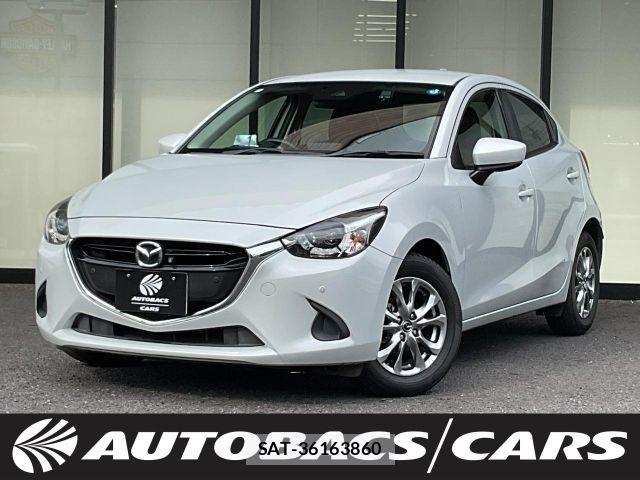 Mazda DEMIO 2018-01 8229566-0