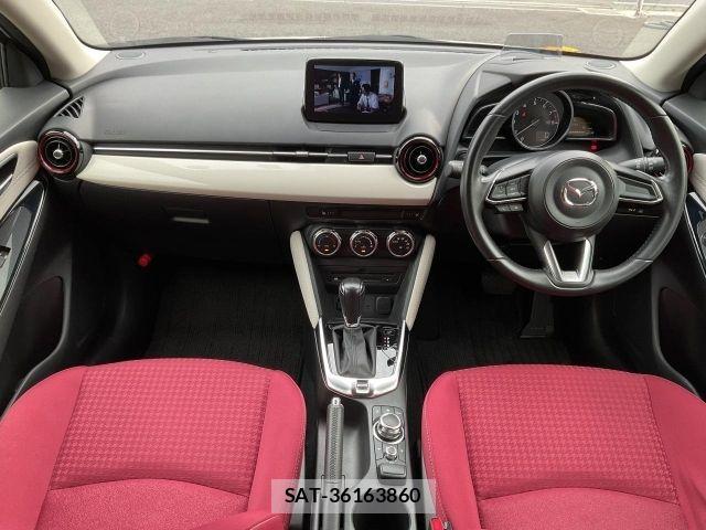 Mazda DEMIO 2018-01 8229566-1