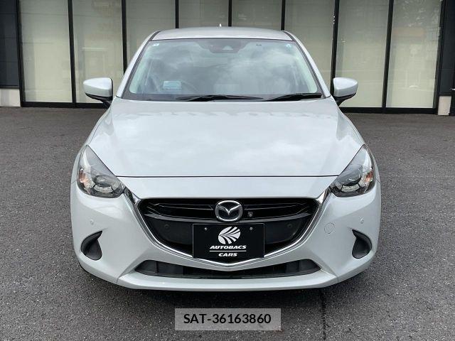 Mazda DEMIO 2018-01 8229566-3