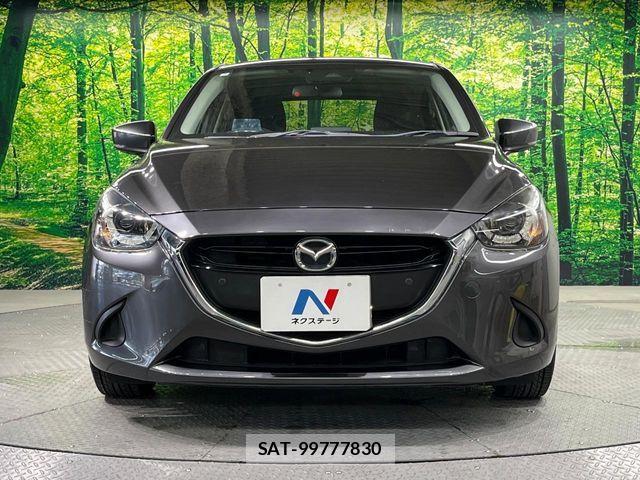 Mazda DEMIO 2018-03 8229568-13