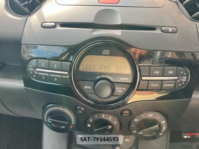 Mazda DEMIO 2013-09 8229586-16