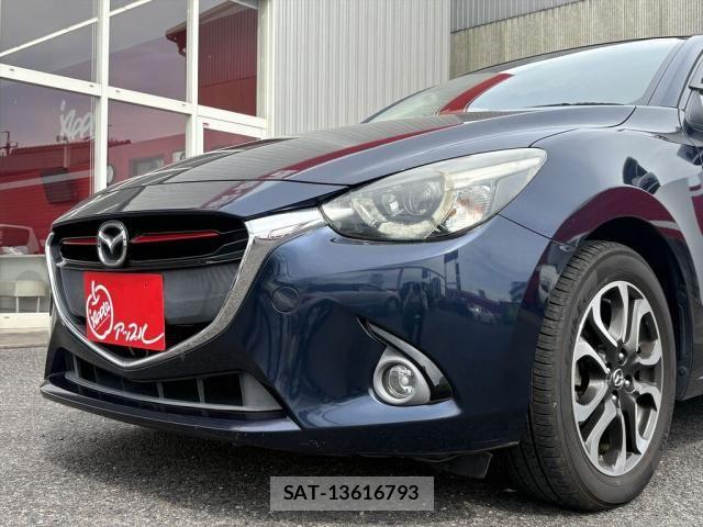 Mazda DEMIO 2014-12 8229571-9