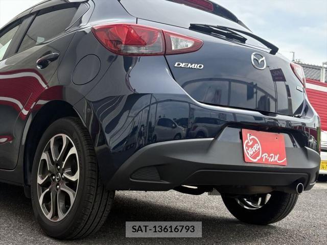 Mazda DEMIO 2014-12 8229571-11