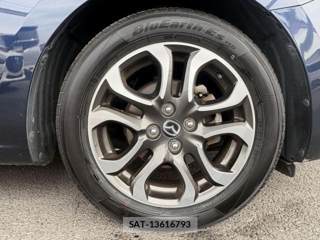 Mazda DEMIO 2014-12 8229571-23