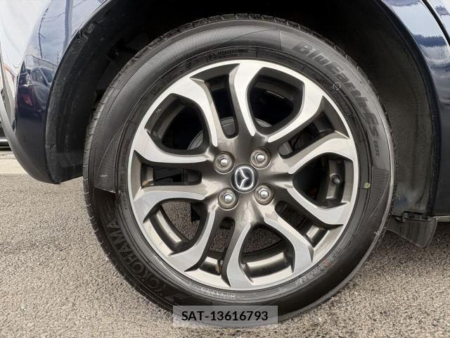 Mazda DEMIO 2014-12 8229571-25